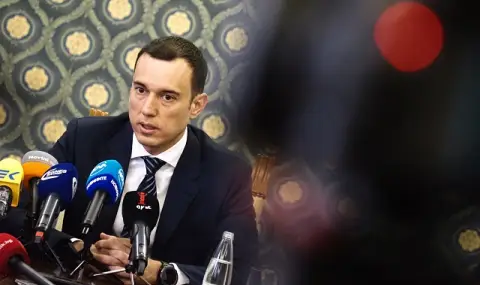 Кметът на София: Предложението за референдум за отлагането на еврото точно в Деня на Европа буди притеснение - 1
