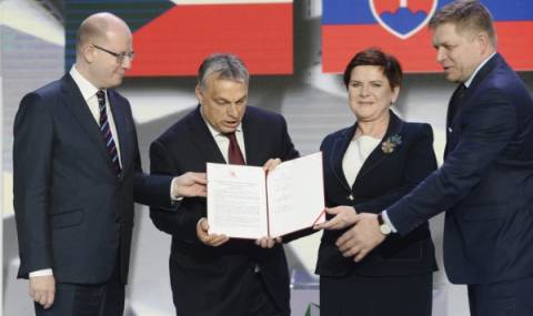 Вишеградската четворка скочи срещу шантажа на ЕС - 1