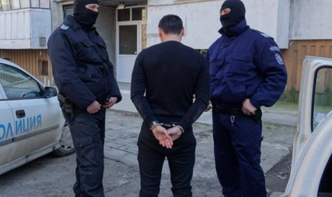 Арестуваха "дребни риби" в наркоразпространението в Бургас - 1
