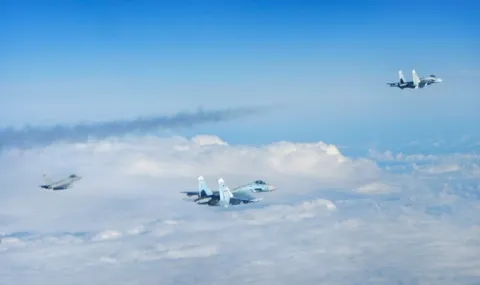 Air alert over the Black Sea! Russia claims to have intercepted three British planes near Crimea - 1