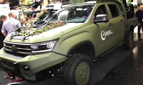 VW е готов с военни версии на Amarok и Crafter  - 1