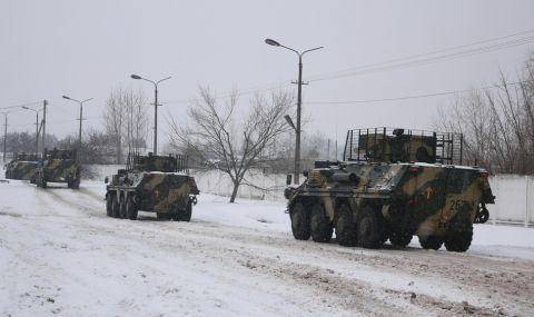 Руското министерство на отбраната: унищожени са учебен център и четири хранилища за гориво в Украйна - 1