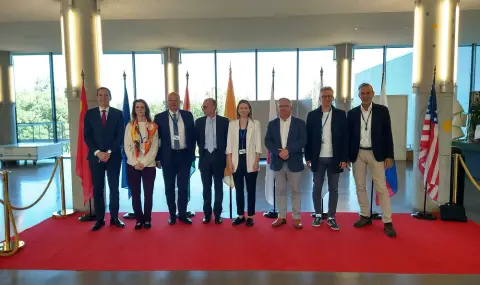 Цветелина Пенкова ръководи делегация при посещение на най-големия в света експериментален реактор за термоядрен синтез (ITER) - 1