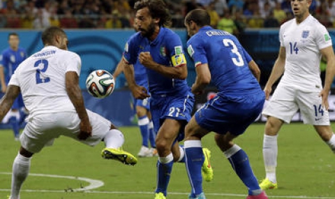 Италия и Англия се атакуваха, но не се победиха - 1
