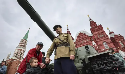Тръмп похвали парада по случай Деня на победата в Москва - 1