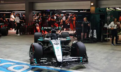 Джордж Ръсел с бляскав полпозишън в Сингапур  - 1