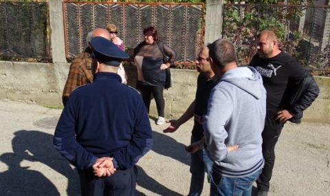 Дерегистрират над 3000 македонци в село Рилци - 1