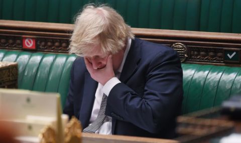Британски депутати консерватори поискаха Джонсън да бъде заменен незабавно - 1