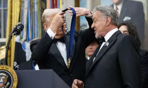 Силвестър Сталоун се появи с бастун публично за първи път - 1