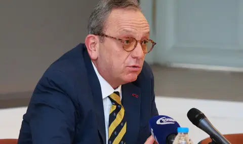 Проф. Стоянович: Казармата учеше, че животът не е само пелени, бонбони и гювеча на баба - 1