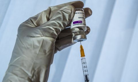 Хора с по две дози ваксина за COVID-19 не могат да си вземат сертификатите - 1
