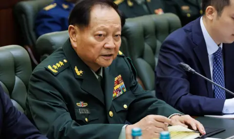 Китайски генерал предал на САЩ ключови технически данни за ядрени оръжия 