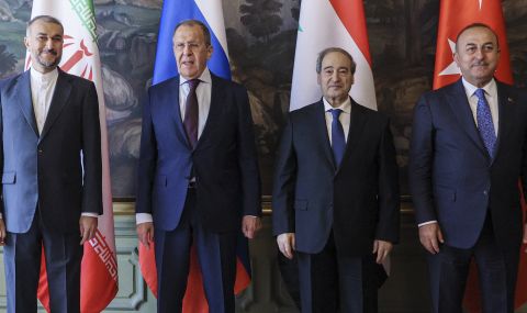 Лавров пожела на турския си колега успешни избори на 14 май - 1