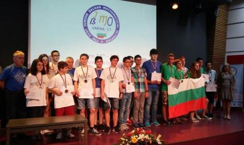 Българчета с 18 медала от Балканиада по математика - 1