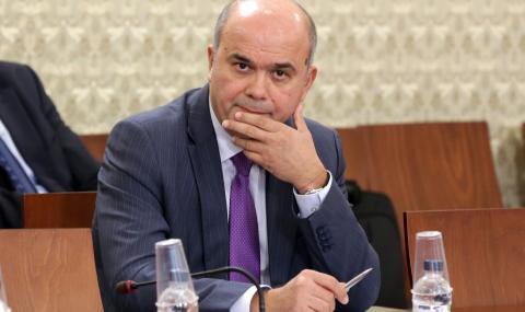 Гръмна бушон: Социалният министър подаде оставка - 1