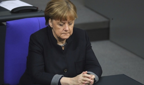 Меркел чака покана от Белия дом - 1