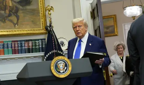 Тръмп започна обиколка в Персийския залив със спирка в Саудитска Арабия - 1