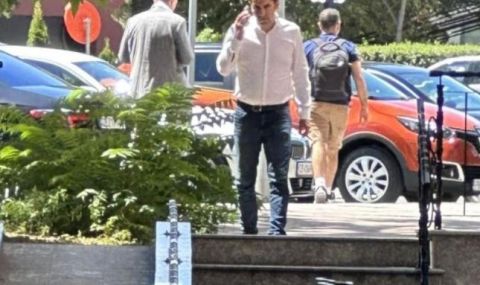 Ето къде хванаха Кирил Петков - 1