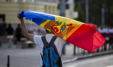 Moldova closes Russian Cultural Center in Chisinau  - 1