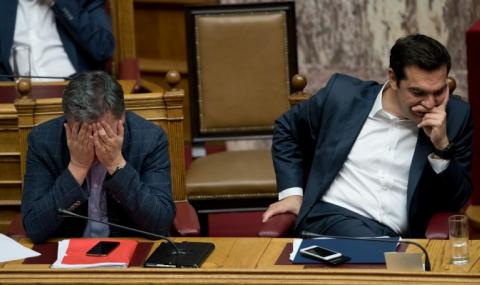 Гръцкият парламент не чу гласа на протестиращите - 1
