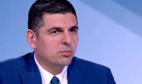 Ивайло Мирчев: Посредници са прибрали 600 млн. лв. комисионни от износа на българско оръжие за Украйна   - 1