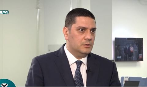 Гаджев: Няма как армия, извършваща зверствата, да има паметник в центъра на София - 1