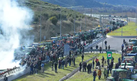 Гръцките фермери възобновиха блокадата на граничния пункт „Кулата-Промахон“ - 1