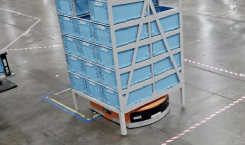 Роботи започват работа в складовете на Amazon (ВИДЕО) - 1