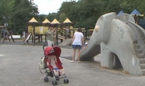 Площадката “Слончето” в Борисовата градина е опасна за децата (СНИМКИ) - 1