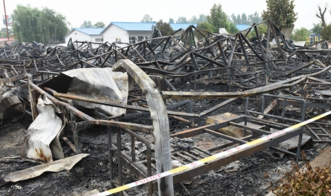 38 души загинаха при пожар в старчески дом в Китай - 1