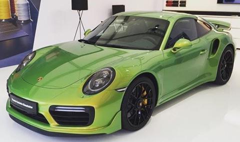 Колко скъп цвят за Porsche 911 Turbo може да съществува? - 1