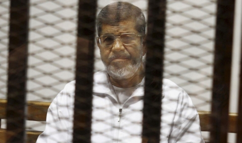 Египет осъди на доживотен затвор бившия си президент - 1