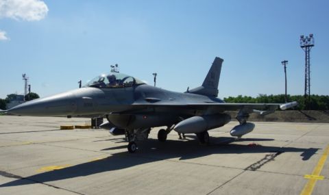 България трябва да ратифицира договора за 8 нови изтребителя F-16 - 1