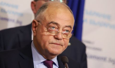 Атанасов: Предстои все още ДСБ да вземе решение за ротационния премиер - 1