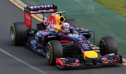 Red Bull обжалва наказанието на Рикардо - 1