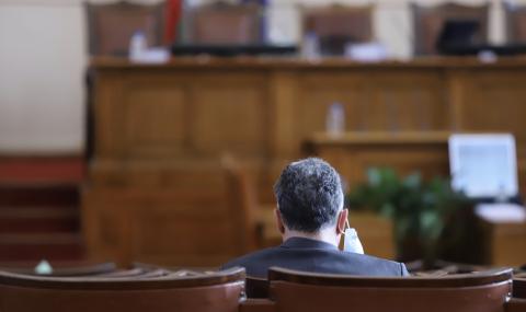 Адвокатски колегии поискаха оттегляне на законопроекта за длъжниците - 1