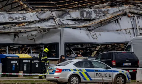 Czech authorities investigate possible Russian link in fire at defense plant  - 1