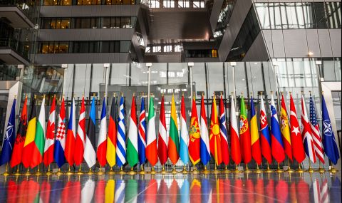 Генчовска пред министри от НАТО: Да засилим политическата и практическата помощ за Украйна - 1