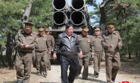 Ким Чен-ун: Няма да се откажем от ядрените оръжия! Пазя добри спомени от  срещата с Тръмп - 1