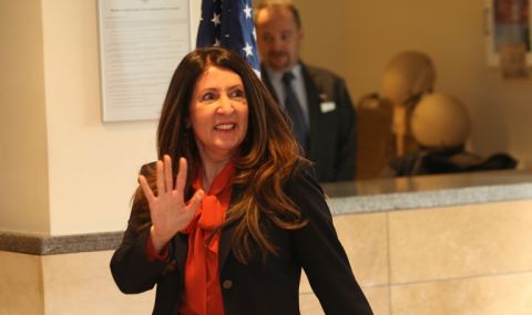 Херо Мустафа поздрави Рашидов за скандалния закон за киното - 1