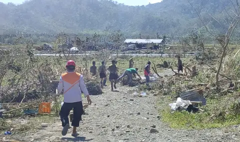 Typhoon Fung Wong wreaks havoc on Philippine agriculture  - 1