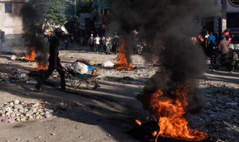 Хаити помоли ООН за международни сили срещу върлуващите в страната бандити - 1
