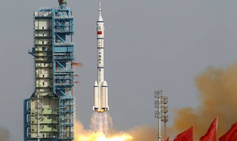 Китай ще покорява Луната с нов космически кораб - 1
