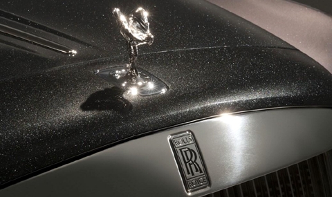 В Rolls-Royce измислиха боя с диаманти - 1