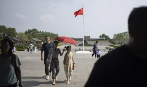 Над 22 000 души участваха в първа генерална репетиция на парада в Пекин - 1