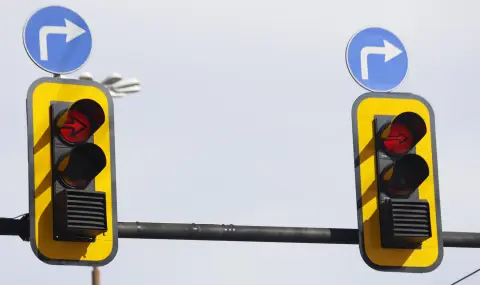 ЕЦТП иска Васил Терзиев да махне щорите на зелените светофари - 1