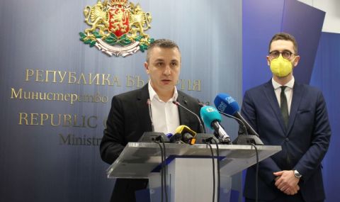 Николов: „Булгаргаз“ е реализирал законно излишни количества на „Газов хъб Балкан“ от 37 400 мегаватчаса - 1