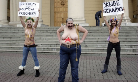 FEMEN с протест и срещу Лукашенко – видео - 1