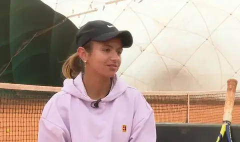 Ива Иванова с убедителен успех и класиране на полуфинал в Монастир - 1