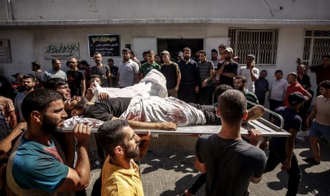 Израел уби стотици палестинци в Газа - 1